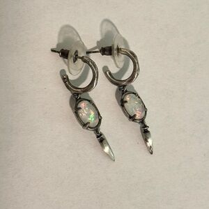 Kendra Scott Trixie Drop Earrings